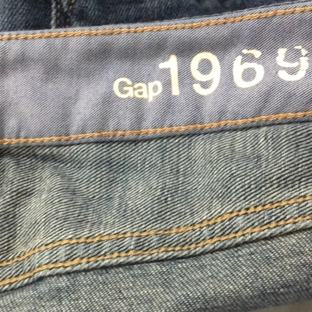 GAP 1969 Real Straight Dark Indigo Wash Jeans Size 27 / 4a